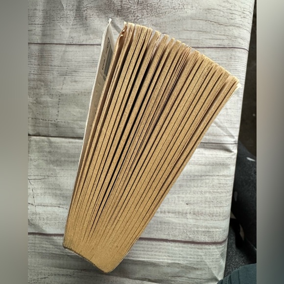 🐬 CLEARANCE ITEM:Daddy’s Little Girl by Mary Higgins Clark Paperback Book - Picture 5 of 10